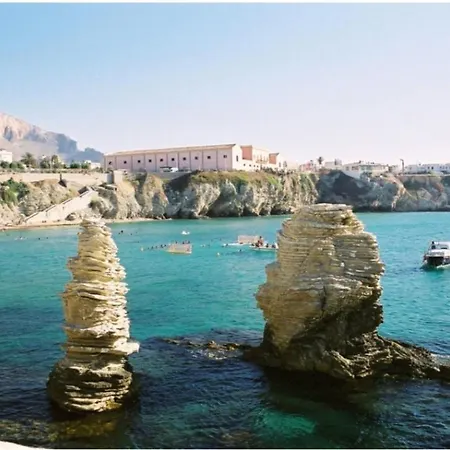 Nocleg ze śniadaniem Casa Monteserrato Terrasini