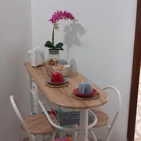 Casa Monteserrato Bed and Breakfast *