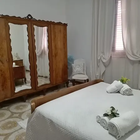 Bed and Breakfast Casa Monteserrato Terrasini